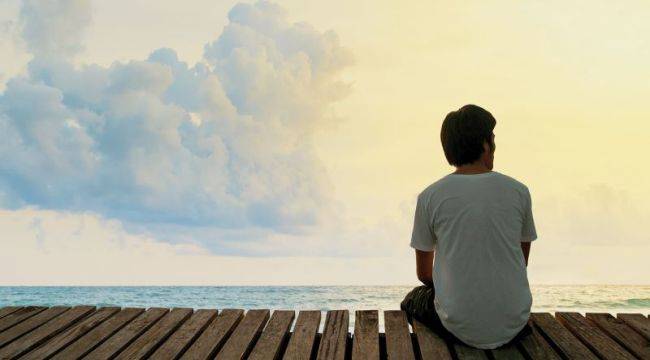 Yalnızlık hissi gençleri nasıl etkiliyor?