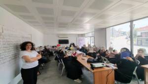 Kadın sağlığı seminerleri İzmir genelinde yaygınlaşıyor