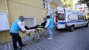 Karşıyaka Belediyesi’nden yüzlerce vatandaşa sağlık desteği