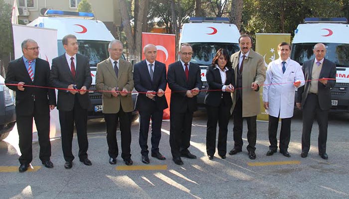 Beş hastaneye beş adet tam donanımlı ambulans