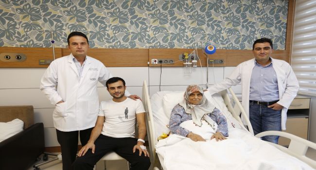 GENÇ ÖĞRETMEN ATANAMADAN HAYATININ DERSİNİ VERDİ!