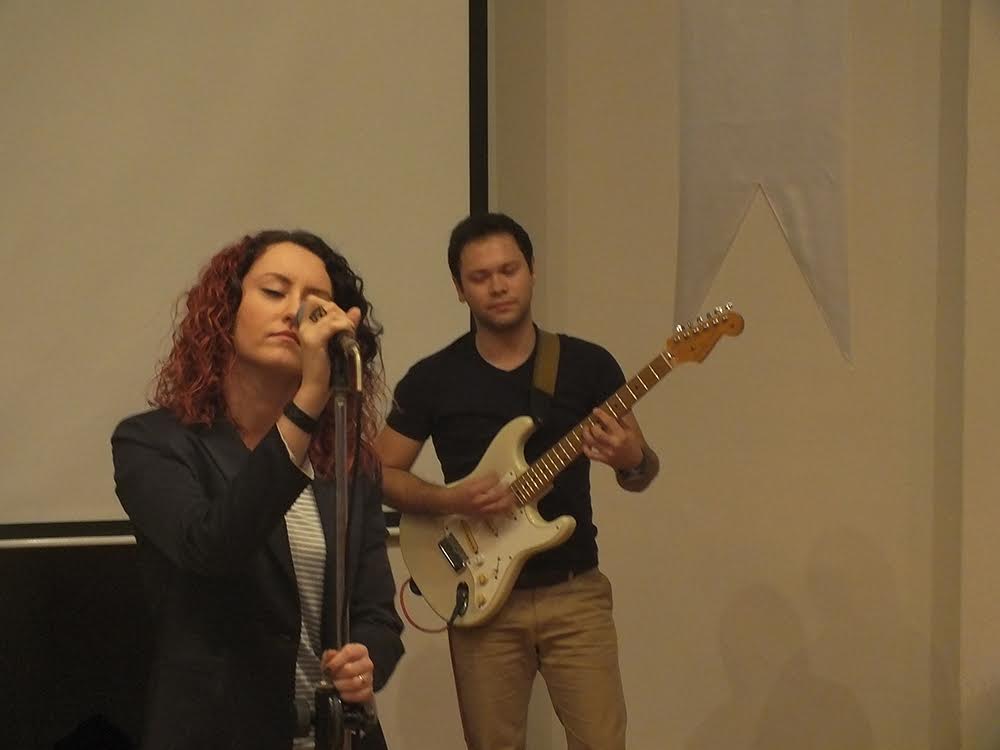 EGE'DE DİŞ HEKİMLERİ GÜNÜNE KONSERLİ KUTLAMA!
